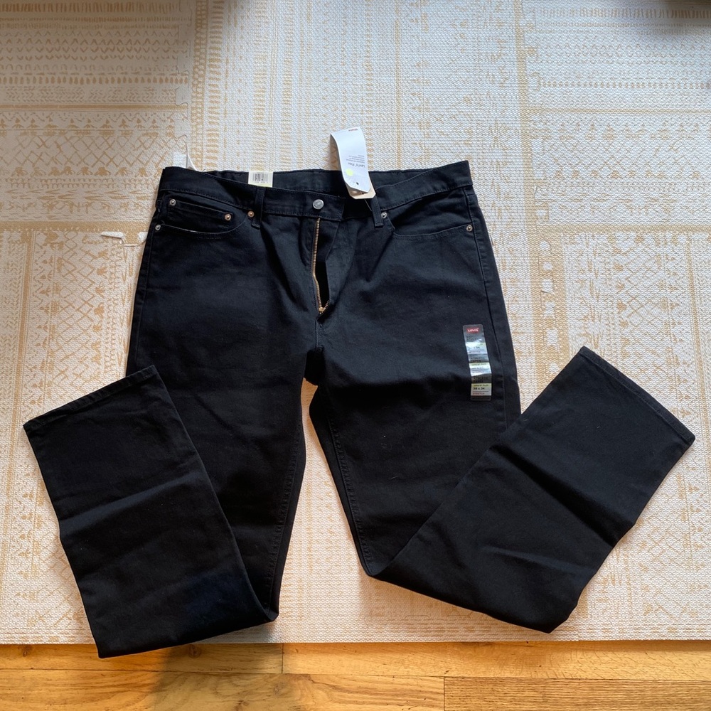 NWT Levi’s Pants